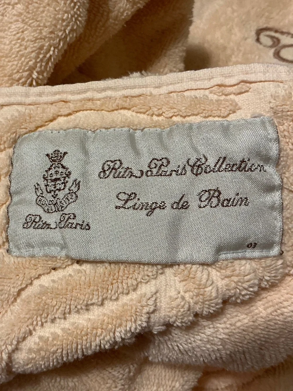 Ritz Paris Linge de Bain Apricot Peach Cotton Terry Bath Sheet Crest